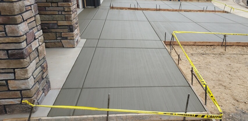 new custom concrete double wide driveway in Idaho